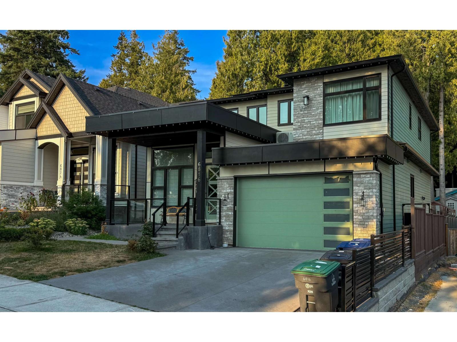 Property at 6816 147 STREET image 1