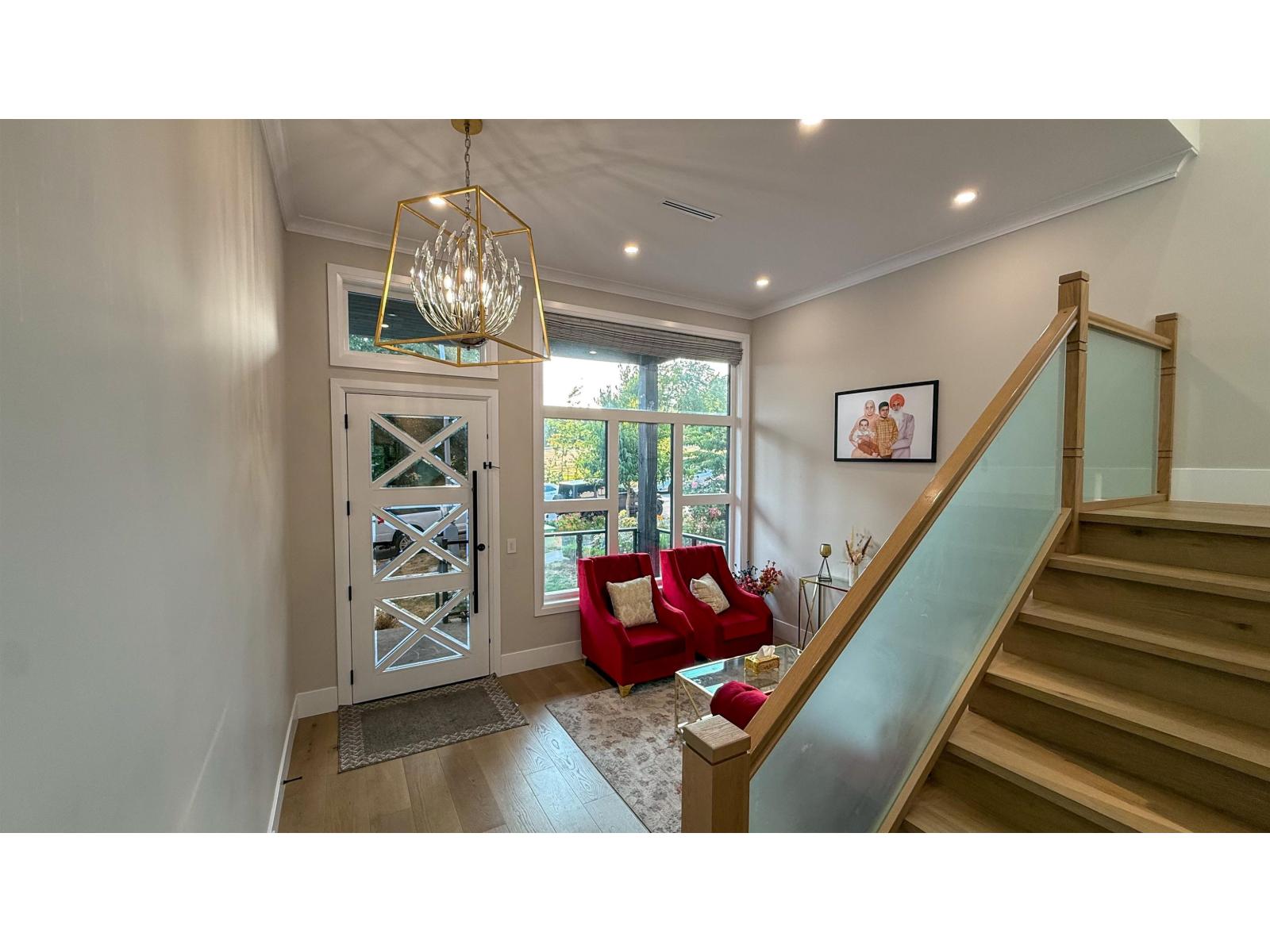 Property at 6816 147 STREET image 3