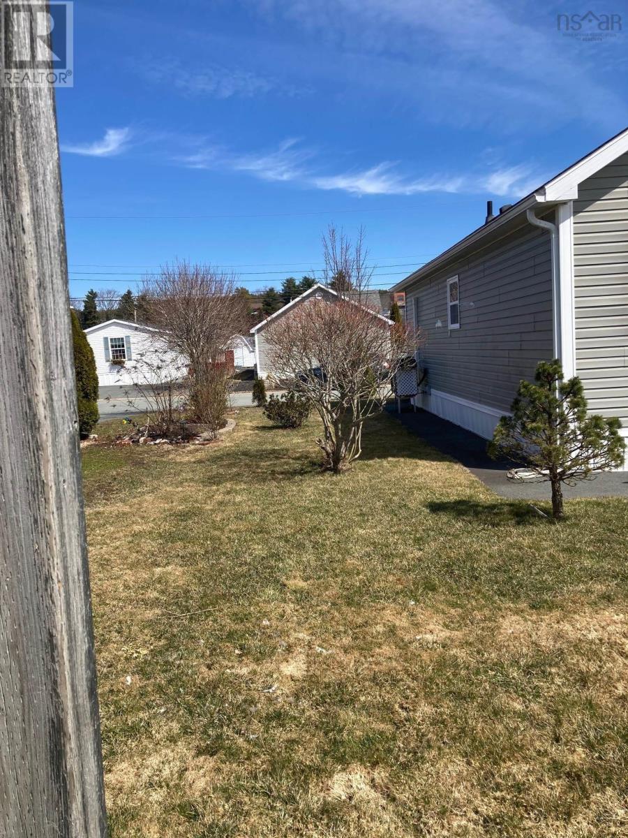 68 Sherbrooke Avenue, Lahave Heights 1, Bridgewater, Nova Scotia  B4V 4E7 - Photo 5 - 202506229