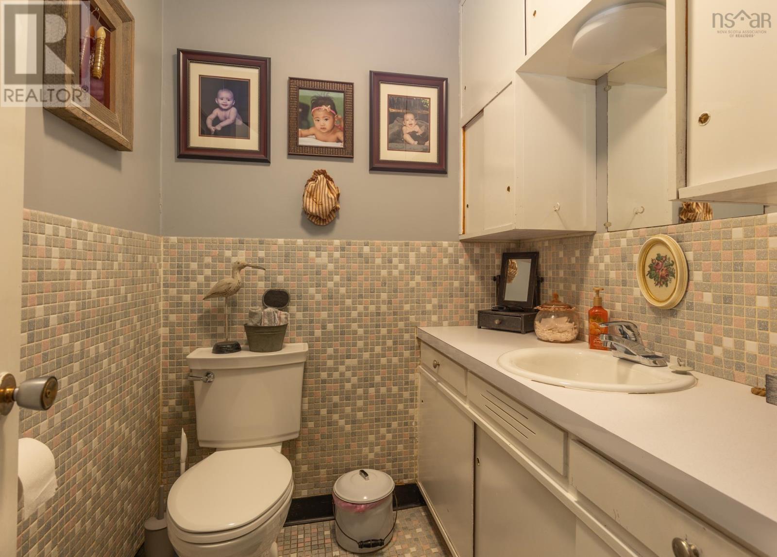 11 Highland Avenue, Yarmouth, Nova Scotia  B5A 2A3 - Photo 16 - 202519252