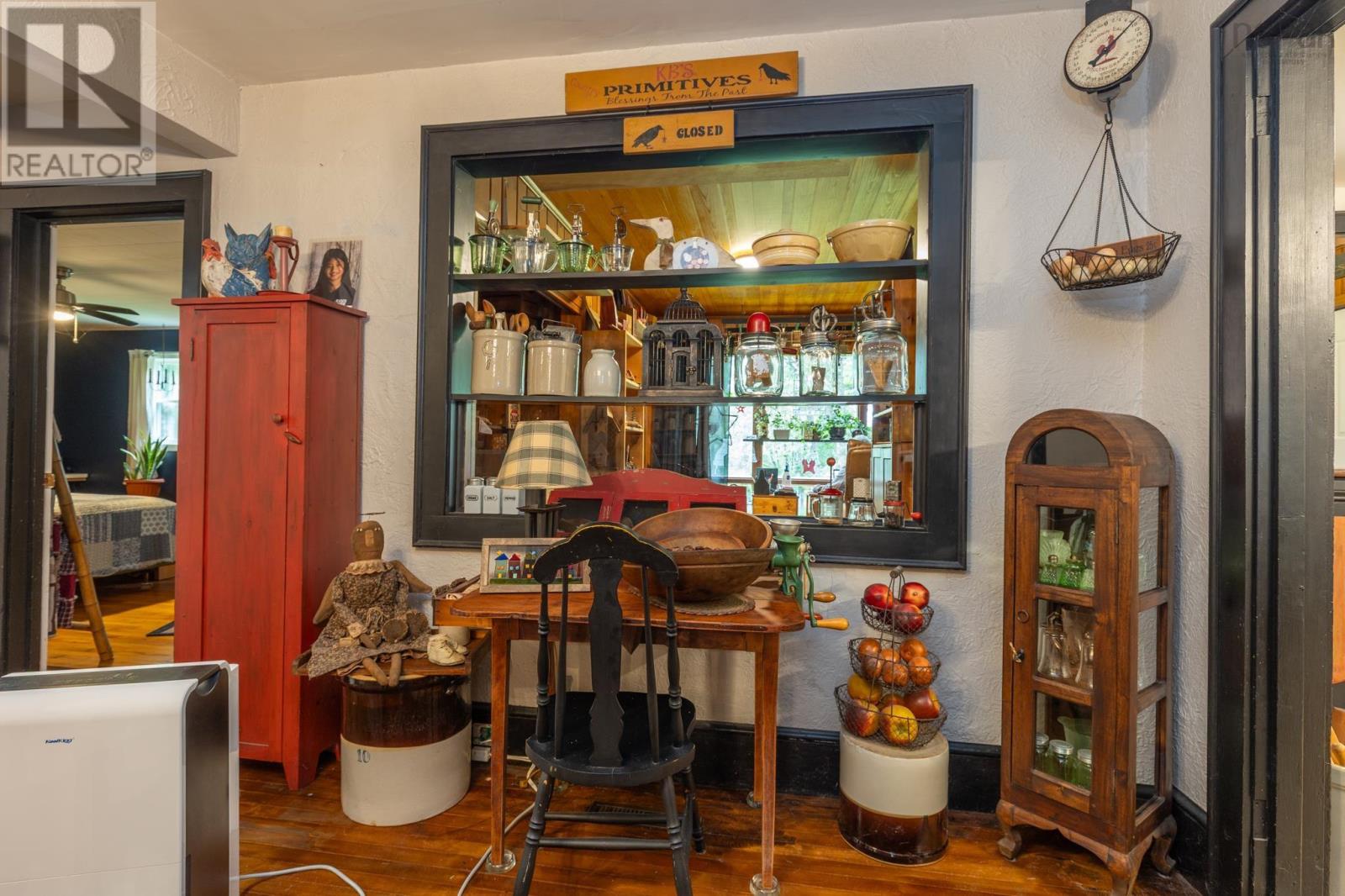 11 Highland Avenue, Yarmouth, Nova Scotia  B5A 2A3 - Photo 6 - 202519252