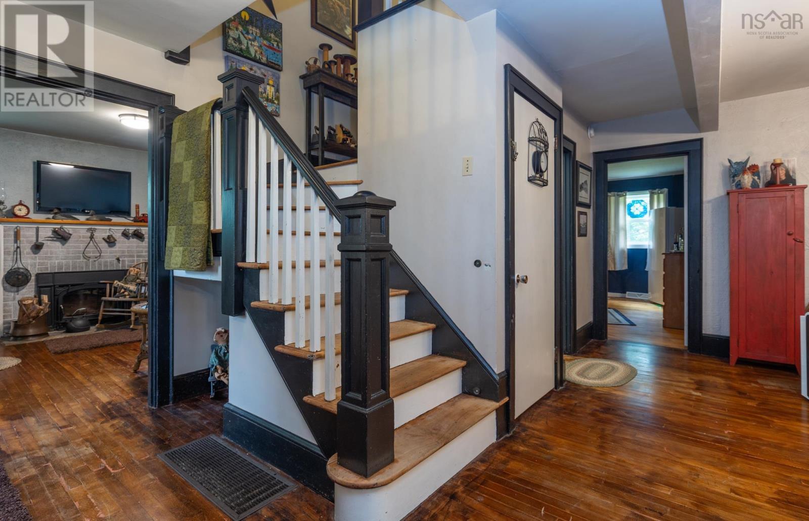 11 Highland Avenue, Yarmouth, Nova Scotia  B5A 2A3 - Photo 9 - 202519252