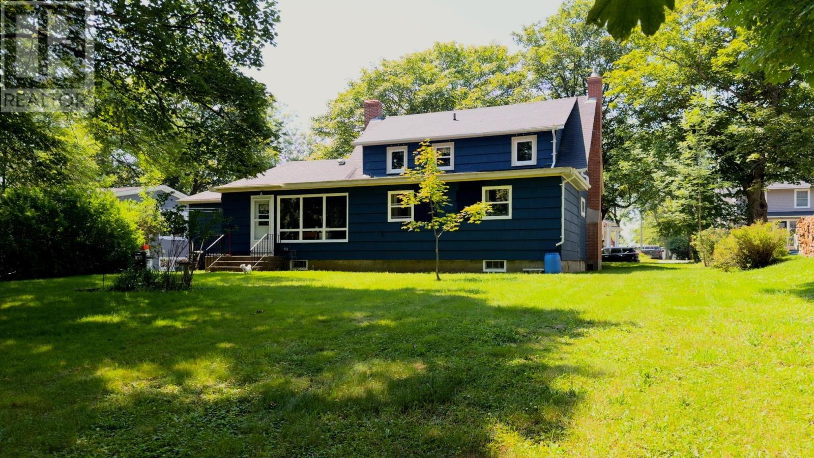 11 Highland Avenue, Yarmouth, Nova Scotia  B5A 2A3 - Photo 36 - 202519252