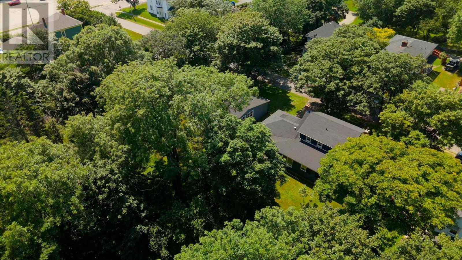 11 Highland Avenue, Yarmouth, Nova Scotia  B5A 2A3 - Photo 38 - 202519252