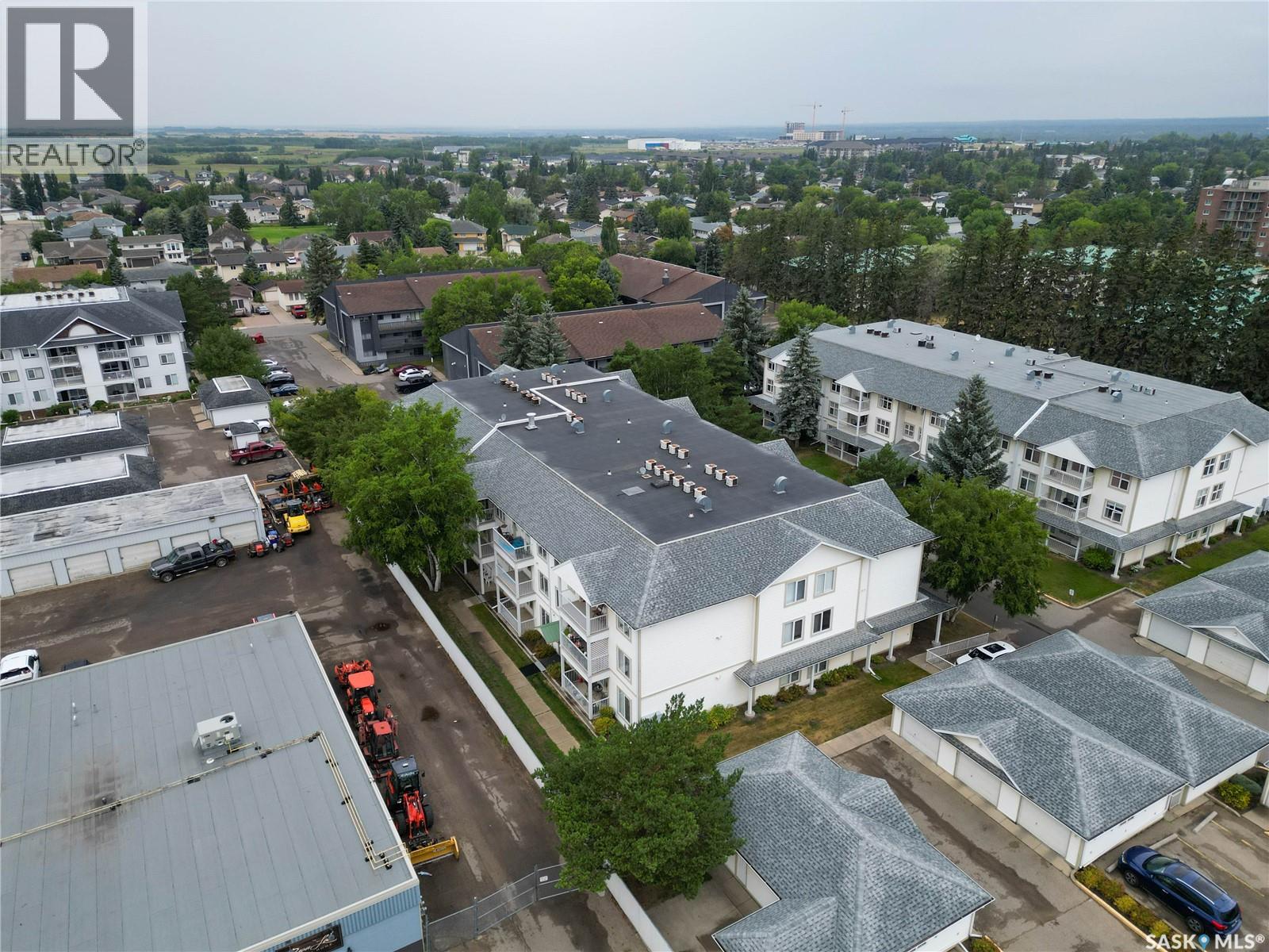 215 305 34th Street W, Prince Albert, Saskatchewan  S6V 8B8 - Photo 16 - SK014990