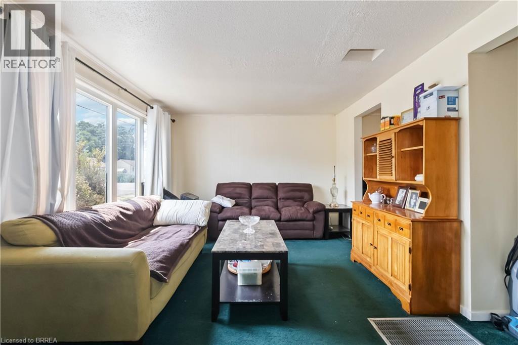 Property at 71 SALISBURY Avenue image 3