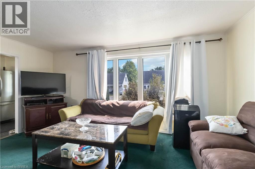 Property at 71 SALISBURY Avenue image 4