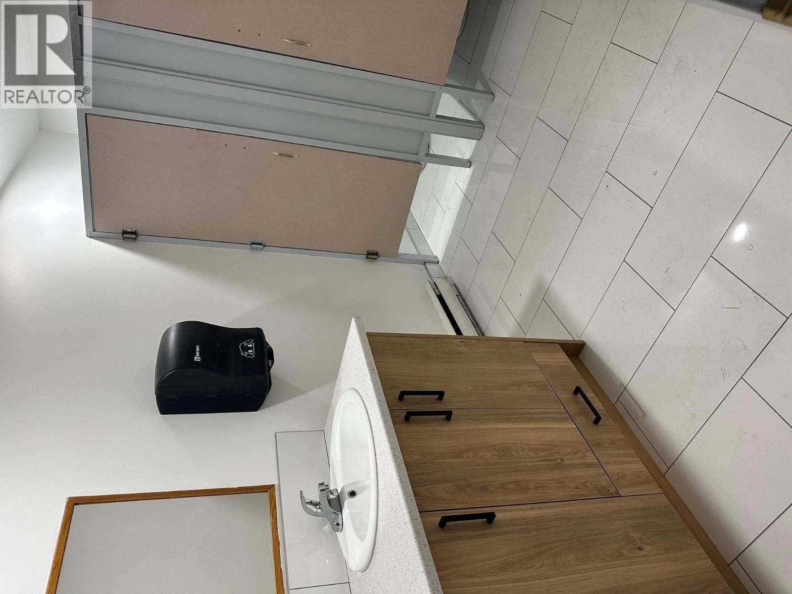 3307 32 Avenue Unit# 200, Vernon, British Columbia  V1T 5L7 - Photo 16 - 10358665