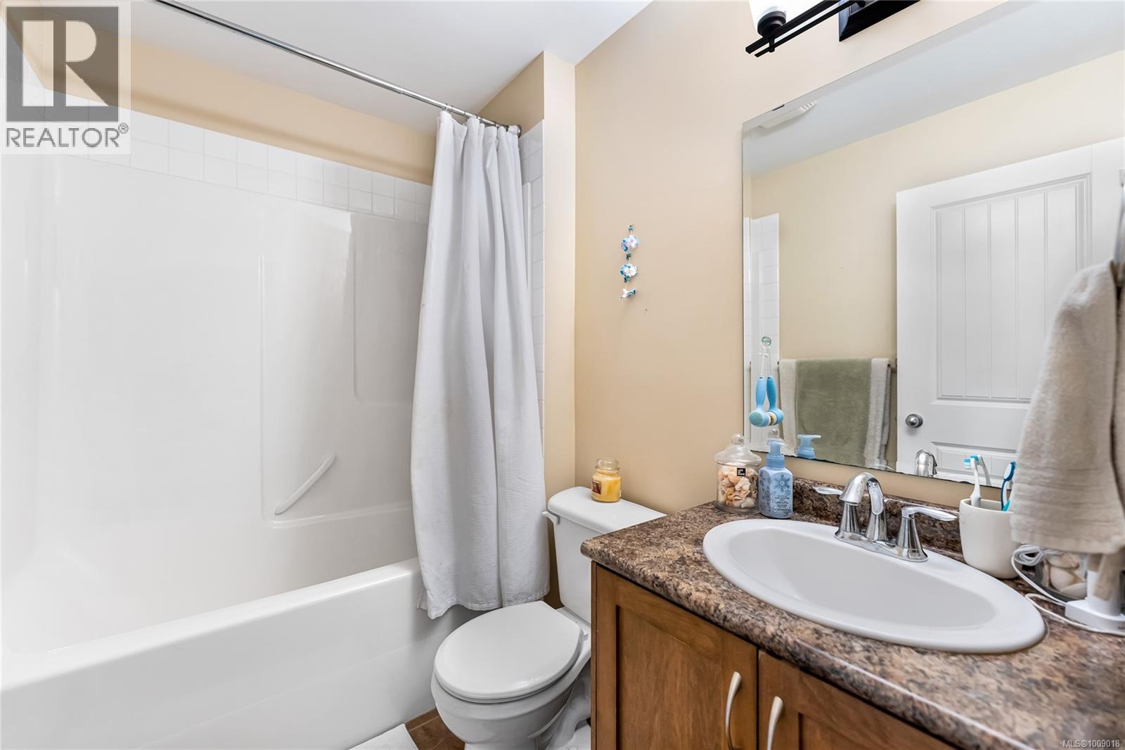 9724 Marble Bay Rd, Lake Cowichan, British Columbia  V0R 2G1 - Photo 18 - 1009018