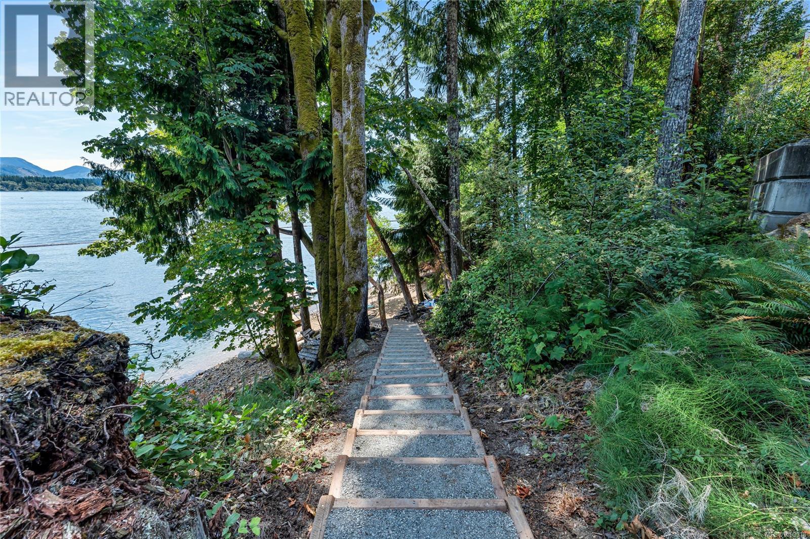 9724 Marble Bay Rd, Lake Cowichan, British Columbia  V0R 2G1 - Photo 32 - 1009018