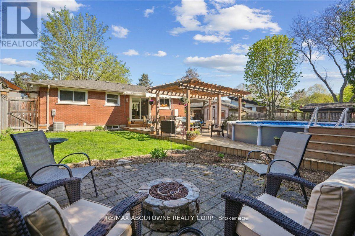 Property at 40 AUTUMN LEAF ROAD image 4