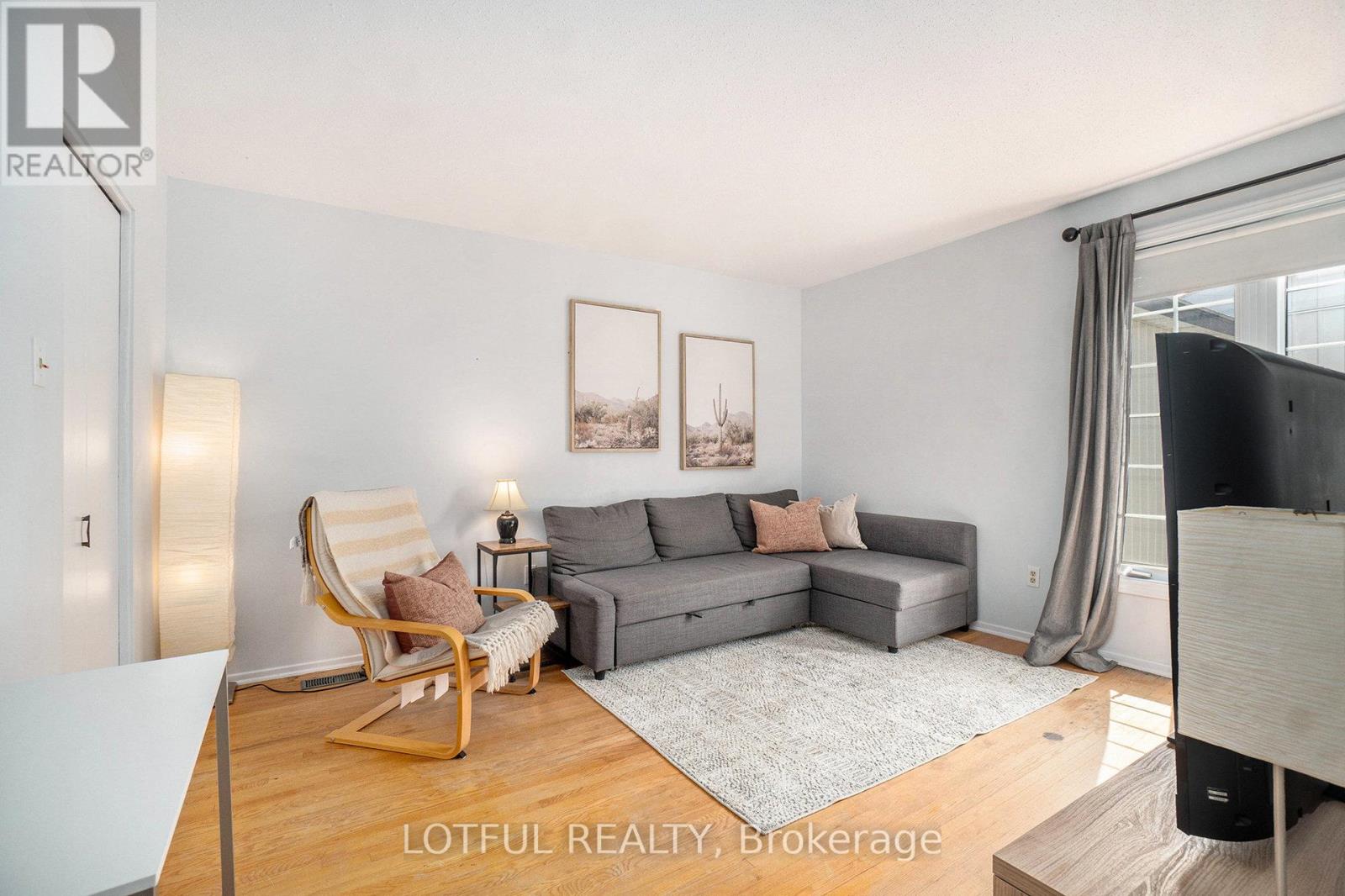 427 Kintyre Private, Ottawa, Ontario  K2C 3M9 - Photo 10 - X12333159