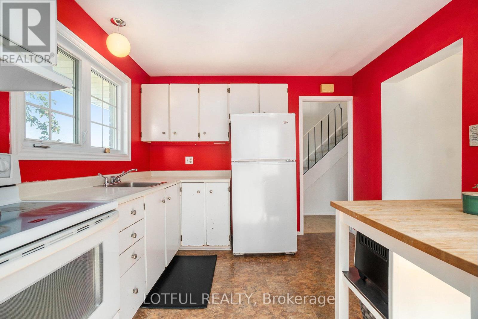 427 Kintyre Private, Ottawa, Ontario  K2C 3M9 - Photo 9 - X12333159