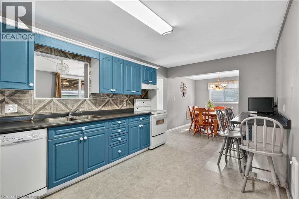 190 Thorold Road, Welland, Ontario  L3C 3V7 - Photo 5 - 40757609