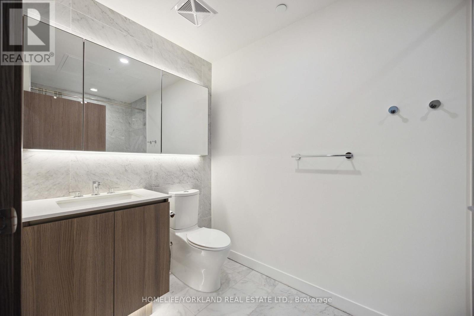 4205 - 17 Bathurst Street, Toronto, Ontario  M5V 0N1 - Photo 23 - C12333047