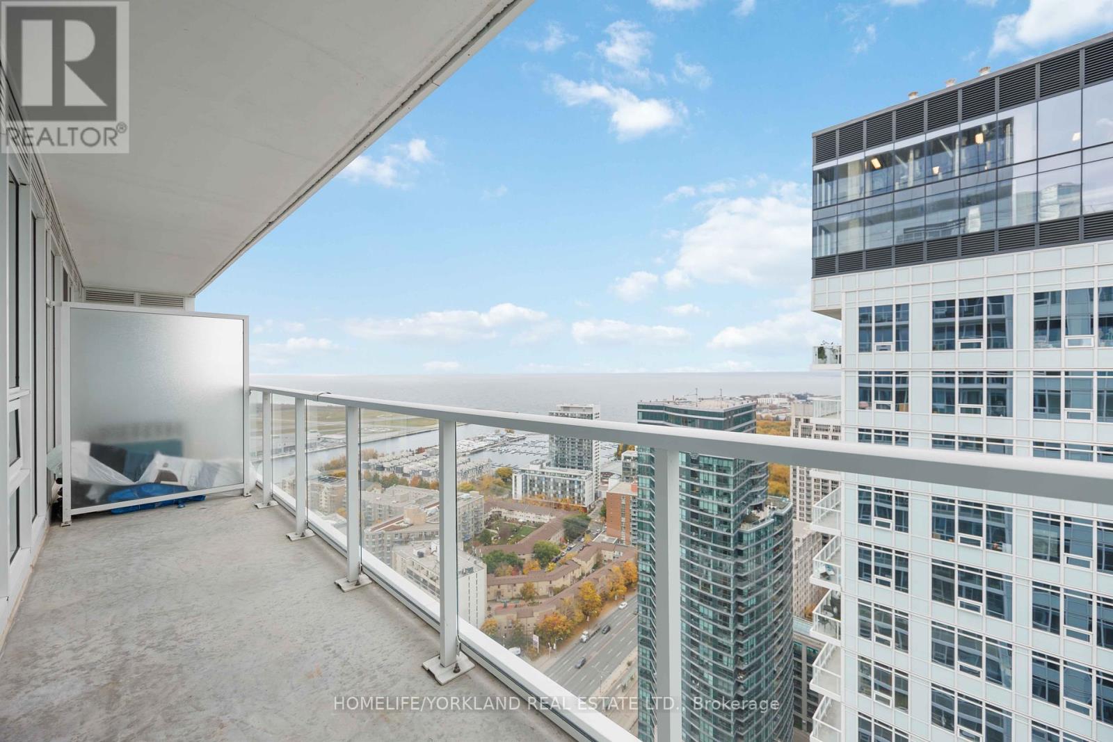 4205 - 17 Bathurst Street, Toronto, Ontario  M5V 0N1 - Photo 25 - C12333047