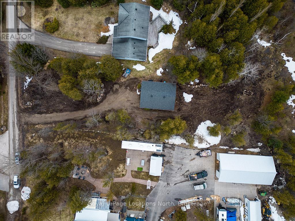 236 Lakeshore Road S, Meaford, Ontario  N4L 0A6 - Photo 12 - X12333156