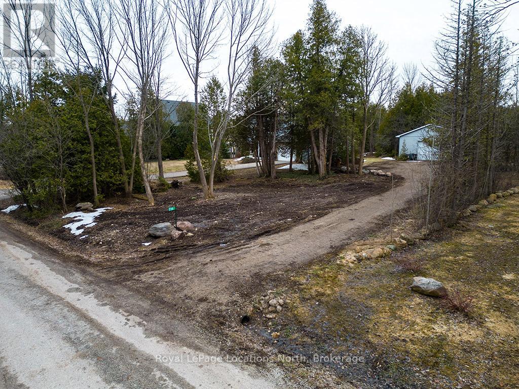 236 Lakeshore Road S, Meaford, Ontario  N4L 0A6 - Photo 2 - X12333156