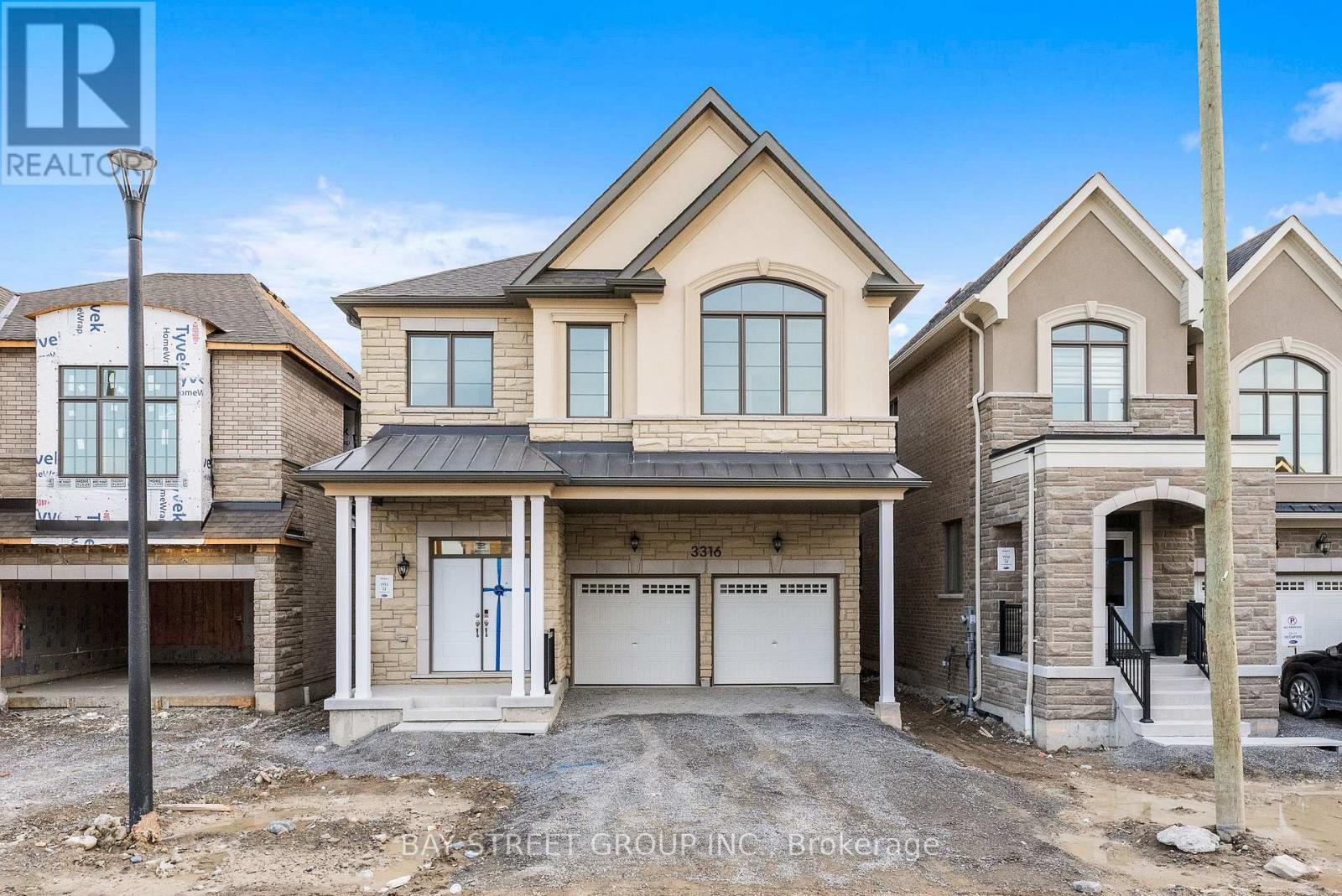 Property at 3316 MARCHINGTON SQUARE image 2