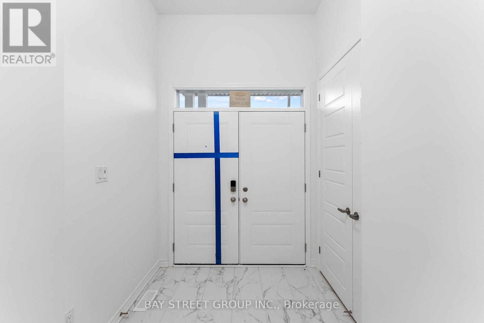 Property at 3316 MARCHINGTON SQUARE image 4