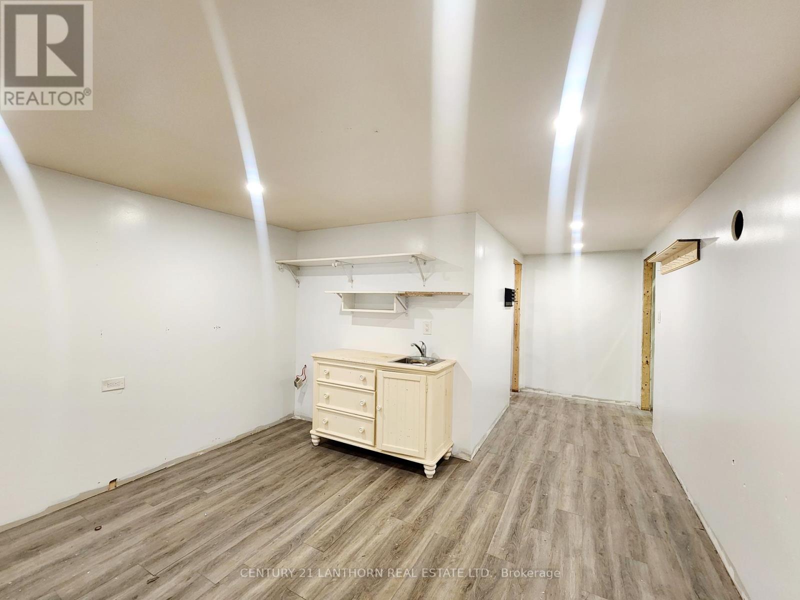 4 - 40 Gotha Street, Quinte West, Ontario K8V 6E1 - Photo 14 - X12333133