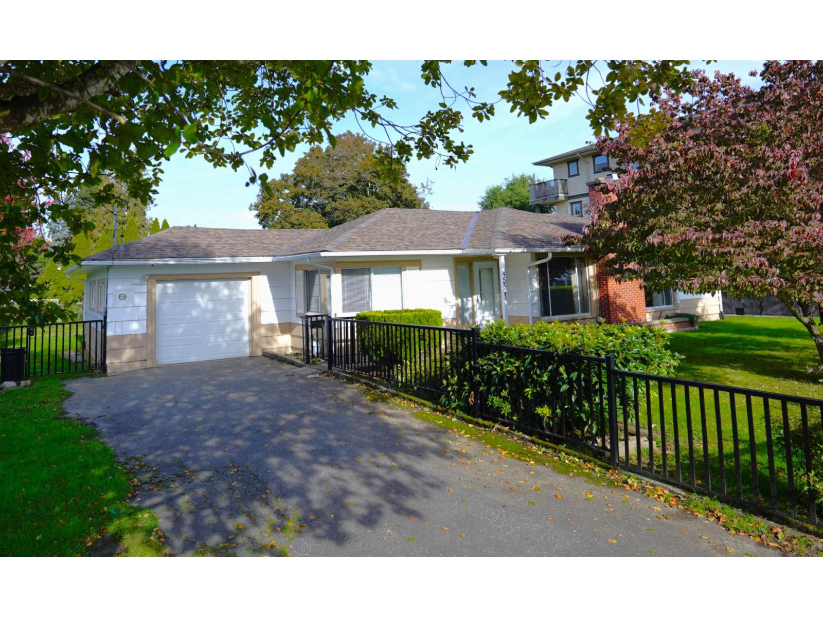 Property at 45521 SPADINA AVENUE image 5