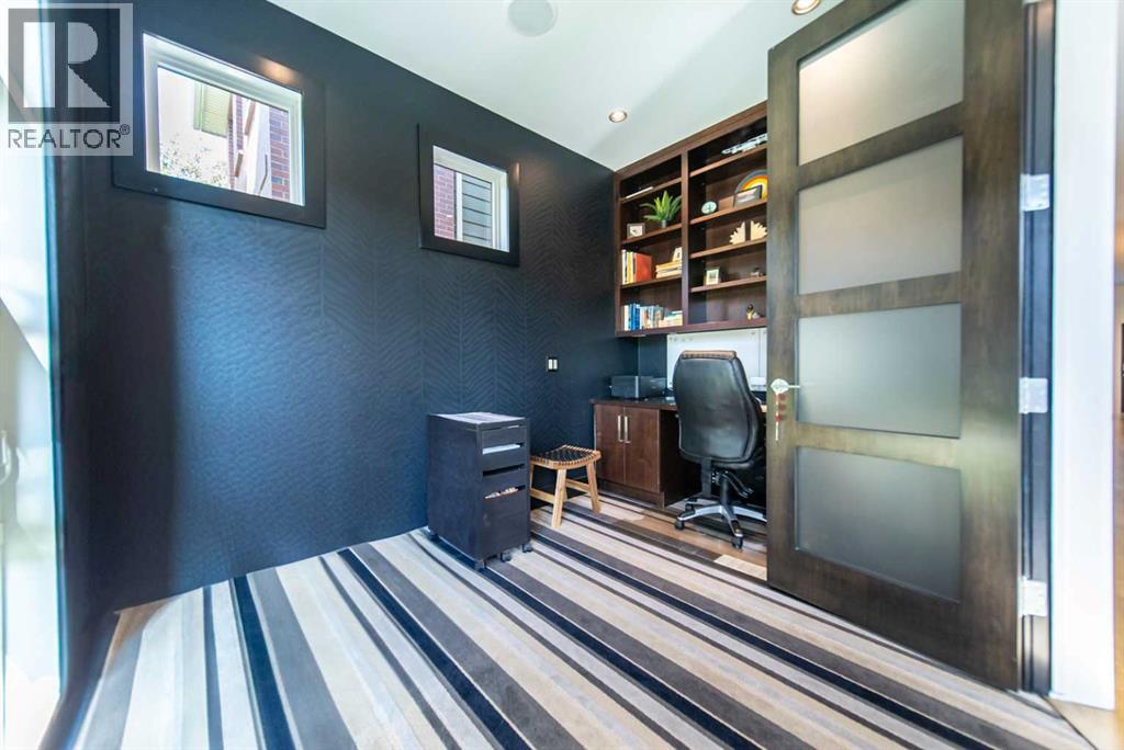 Property at 36 27 Avenue SW image 5