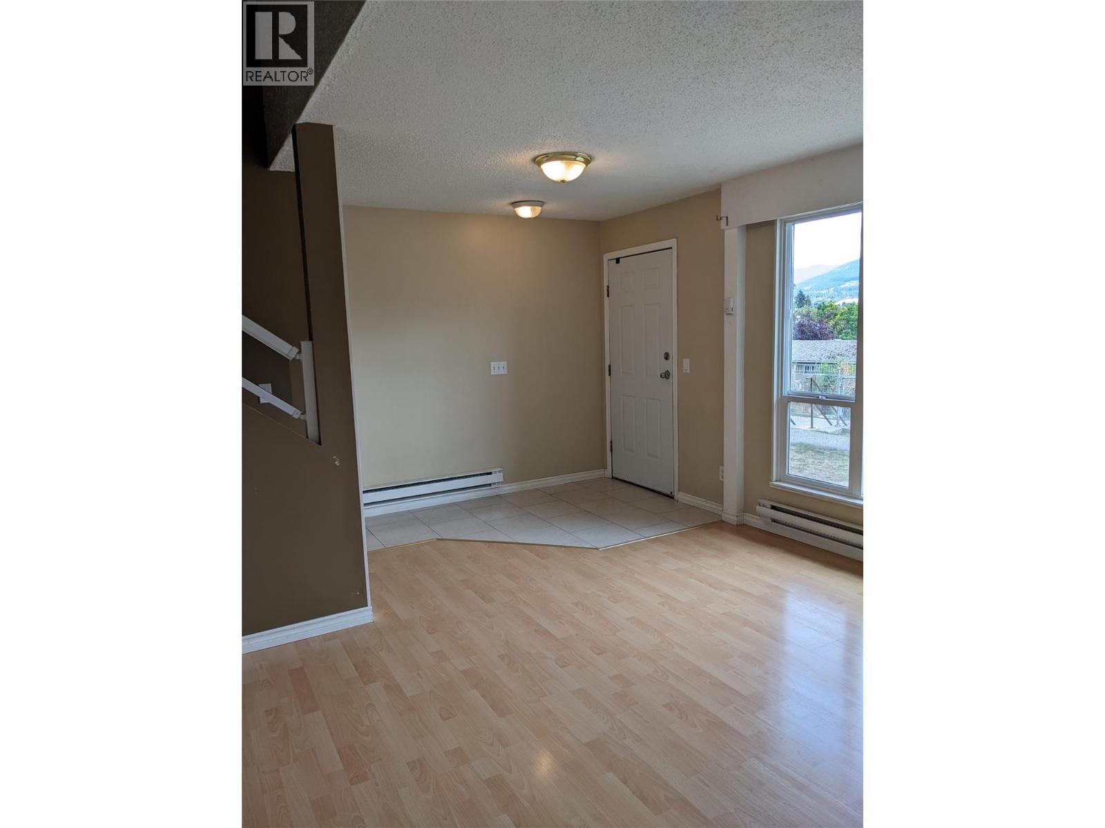 Property at 3800 40 Avenue Unit# 15 image 2