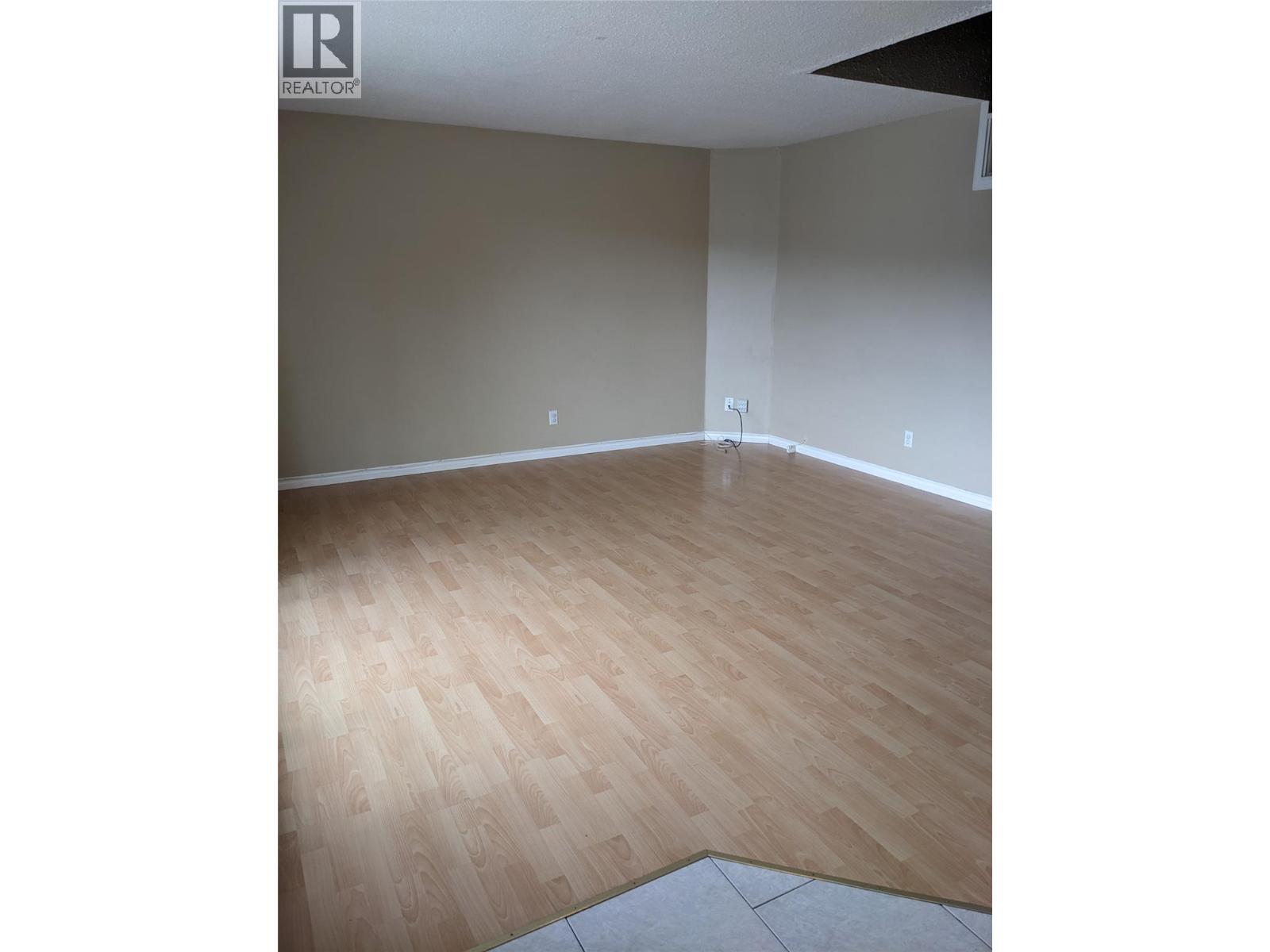 Property at 3800 40 Avenue Unit# 15 image 3