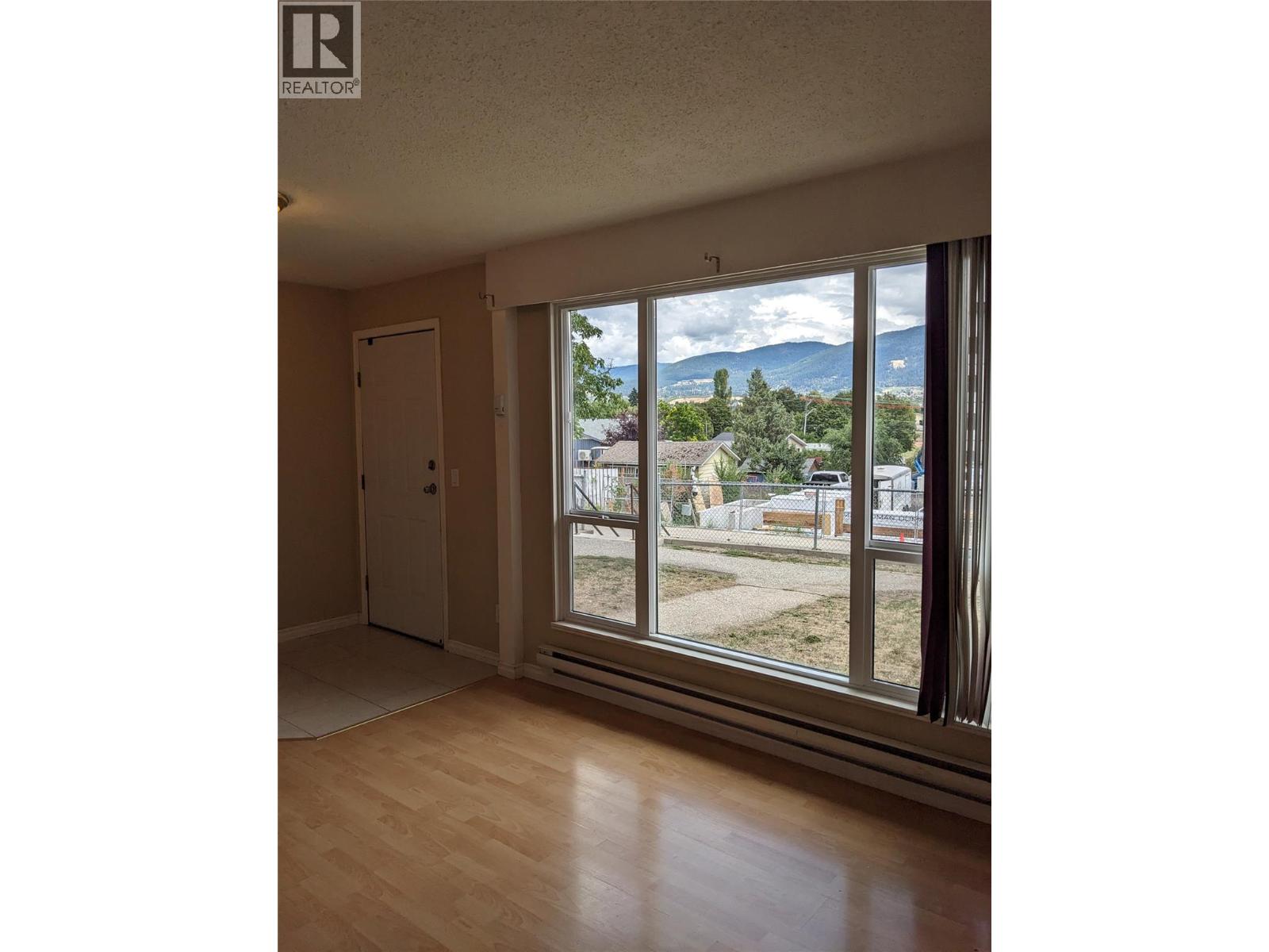 Property at 3800 40 Avenue Unit# 15 image 5