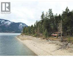 7080 Little Shuswap Lake, chase, British Columbia