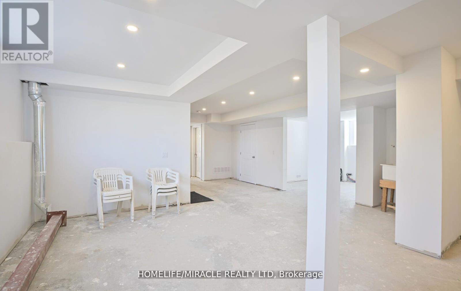91 - 7497 County Road, Clearview, Ontario  L0M 1S0 - Photo 36 - S12333072