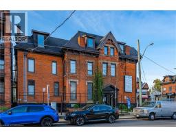 14 FOREST AVENUE Street S, Hamilton, Ontario