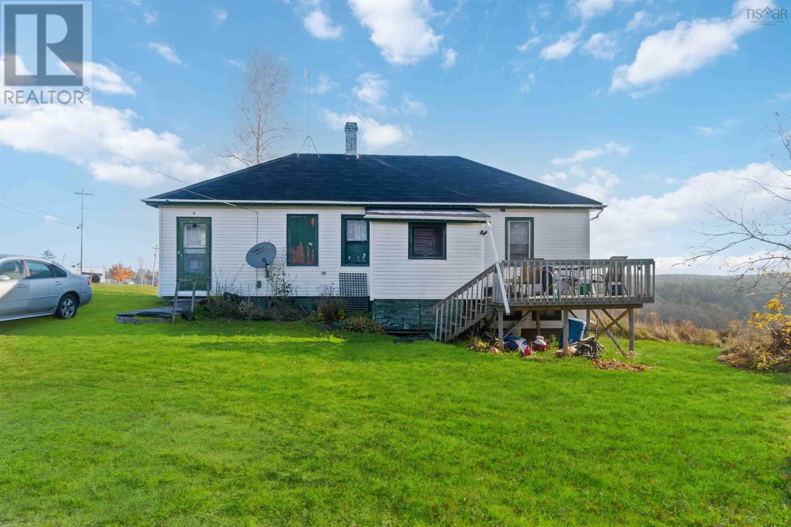4336 Highway 236, Kennetcook, Nova Scotia  B0N 1T0 - Photo 1 - 202510685