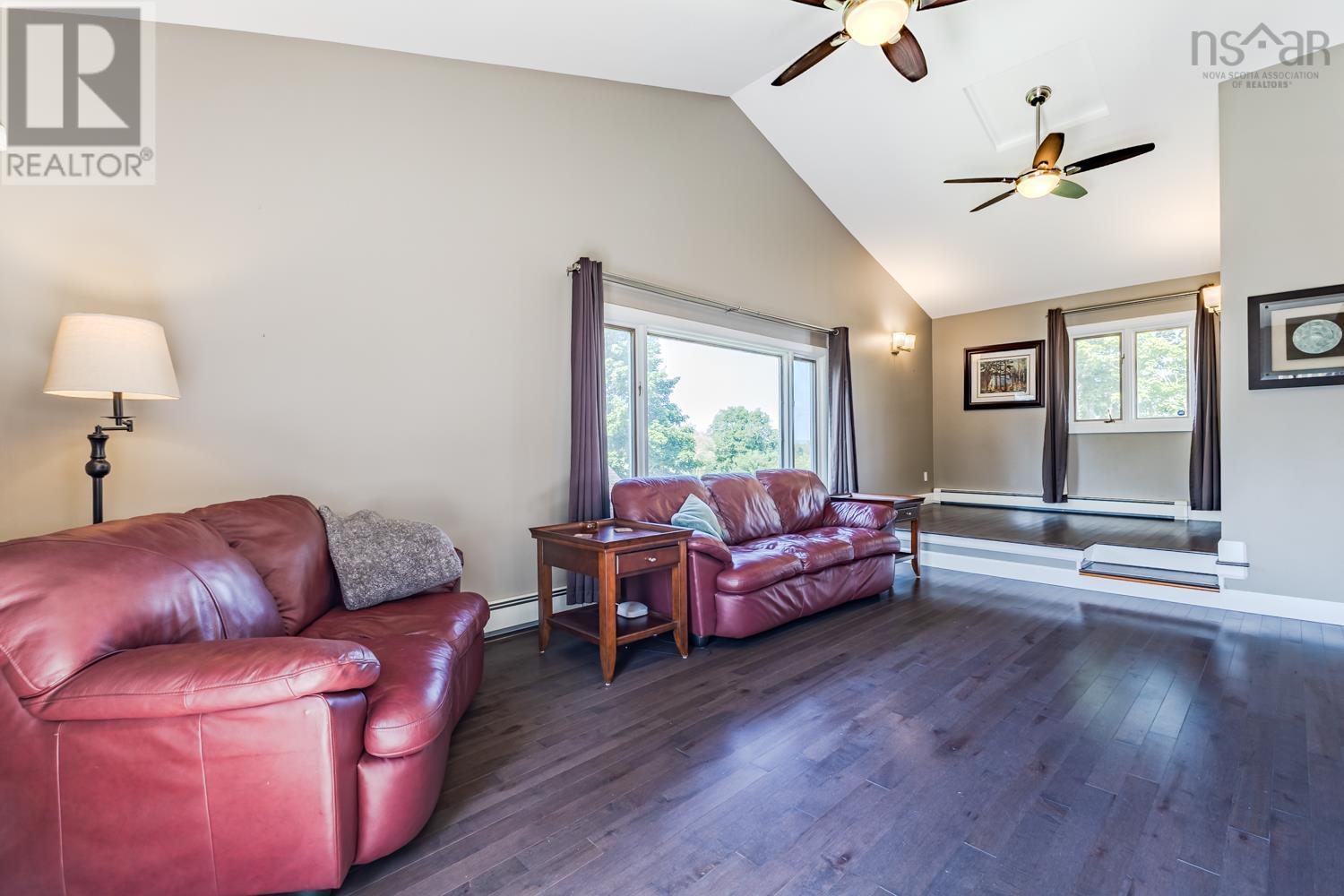 150 Lyman Street, Truro, Nova Scotia  B2N 4S4 - Photo 17 - 202516375