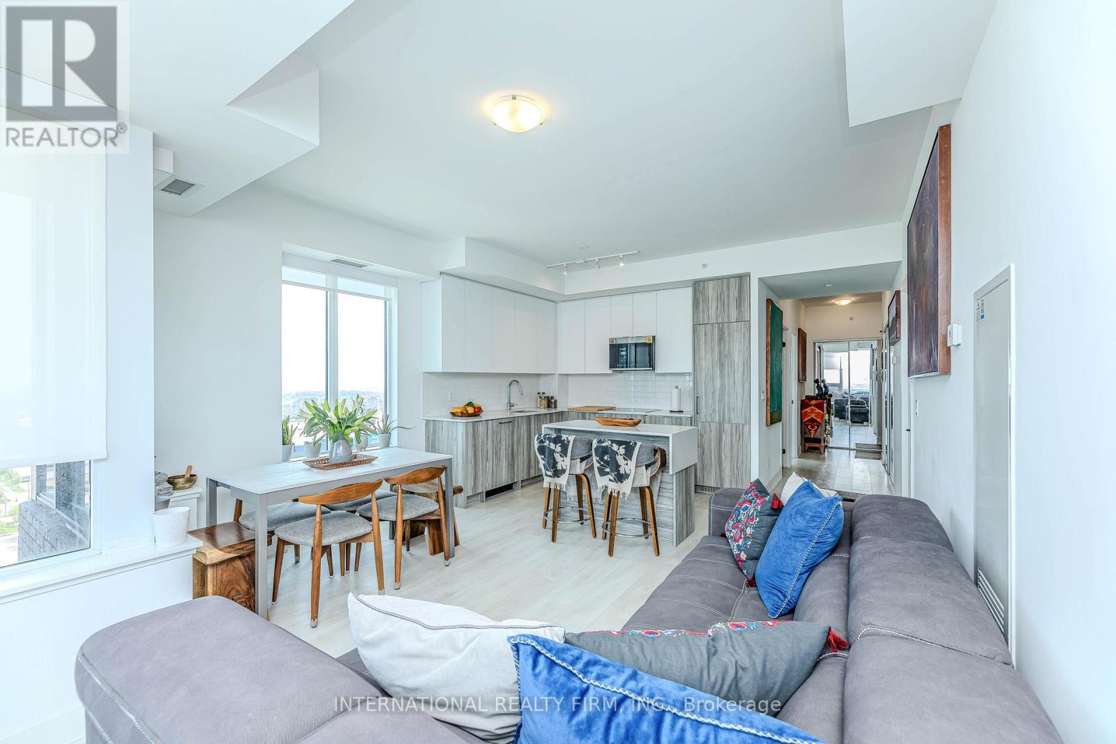1307 - 2481 Taunton Road, Oakville, Ontario  L6H 3R7 - Photo 14 - W12333006