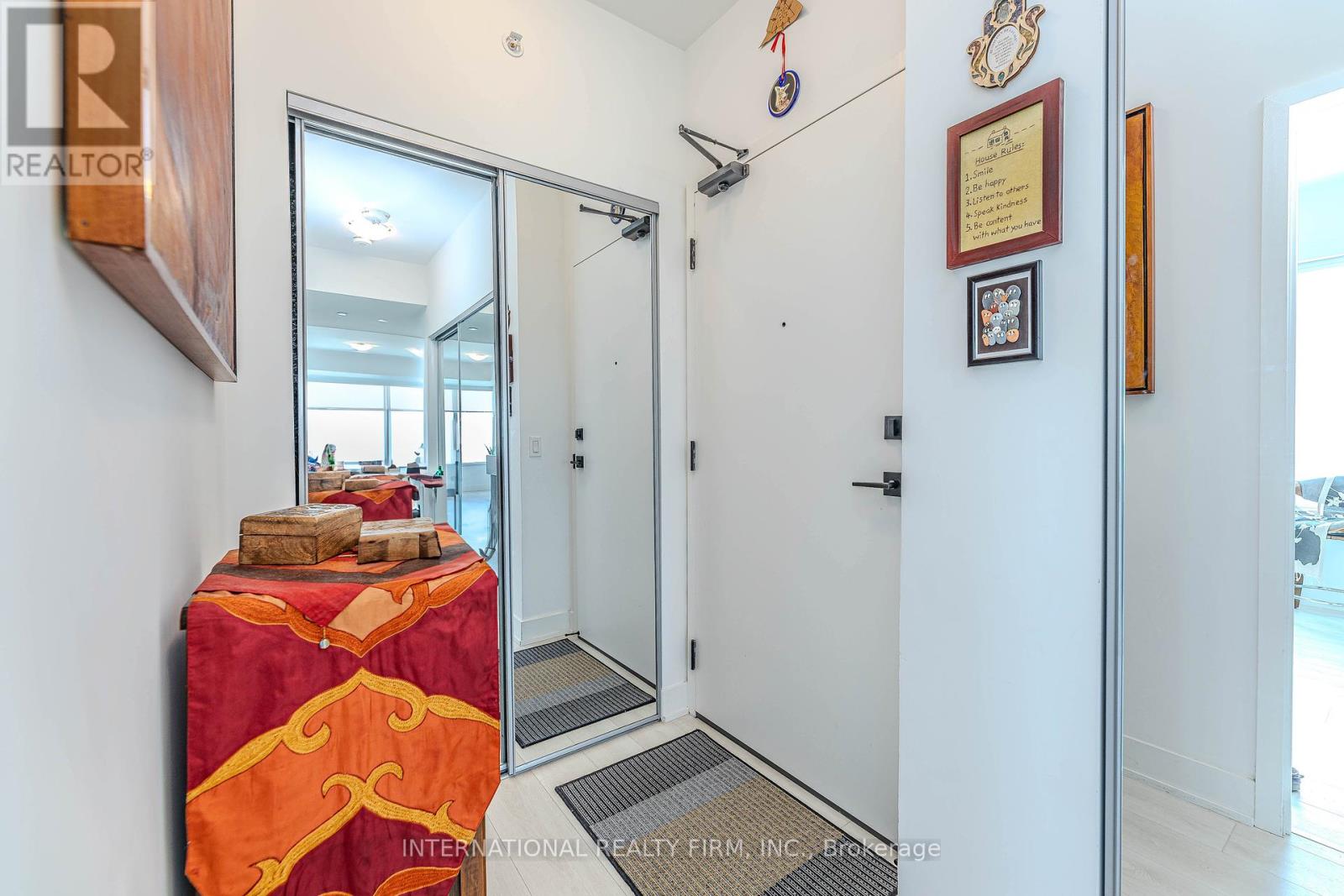 1307 - 2481 Taunton Road, Oakville, Ontario  L6H 3R7 - Photo 7 - W12333006