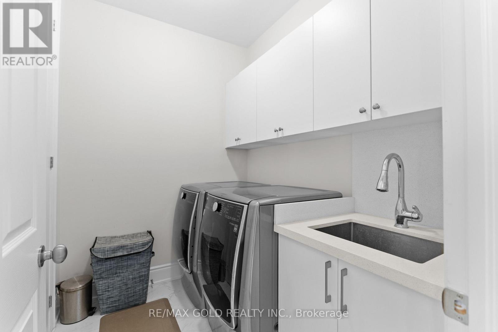 40 Autumn Olive Way, Brampton, Ontario  L6P 4Z3 - Photo 11 - W12333016