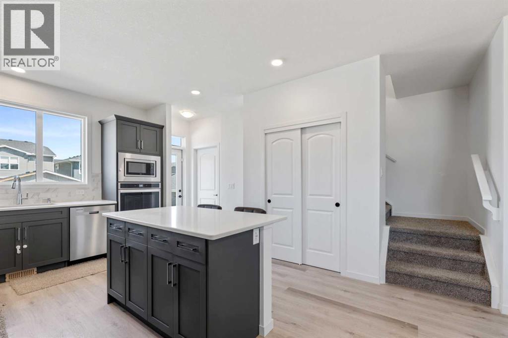 180 Chelsea Glen, Chestermere, Alberta  T1X 2P4 - Photo 15 - A2233183