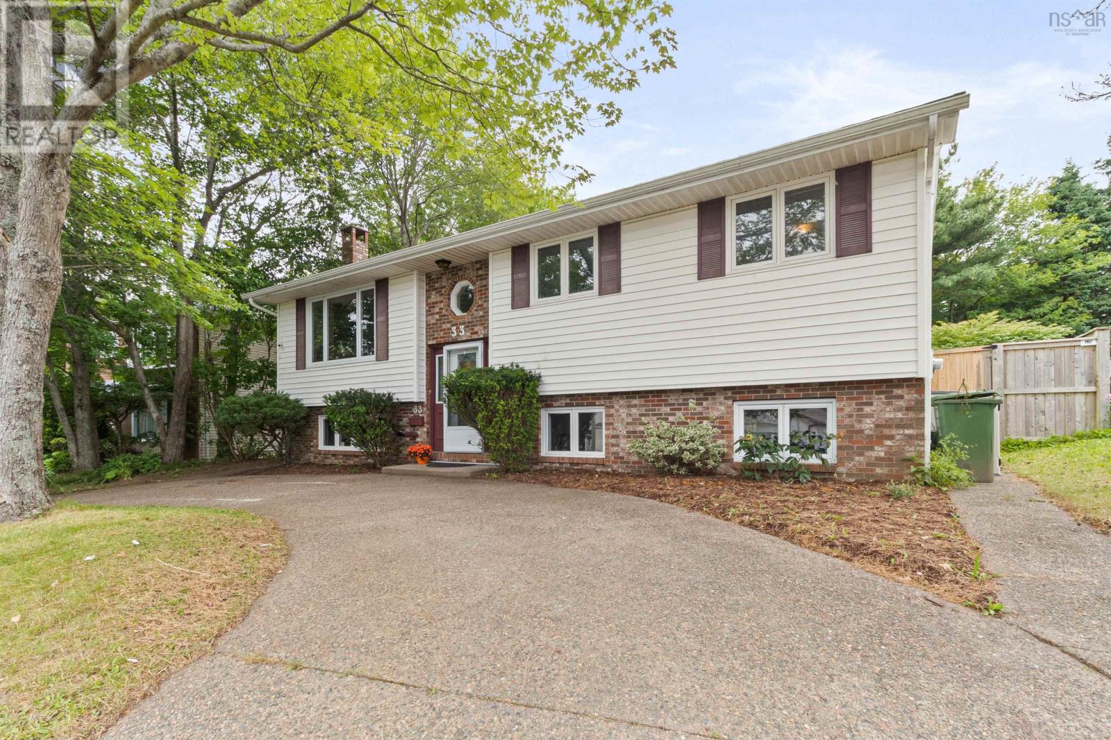 33 Josephine Court, Dartmouth, Nova Scotia  B2W 6A1 - Photo 2 - 202518560