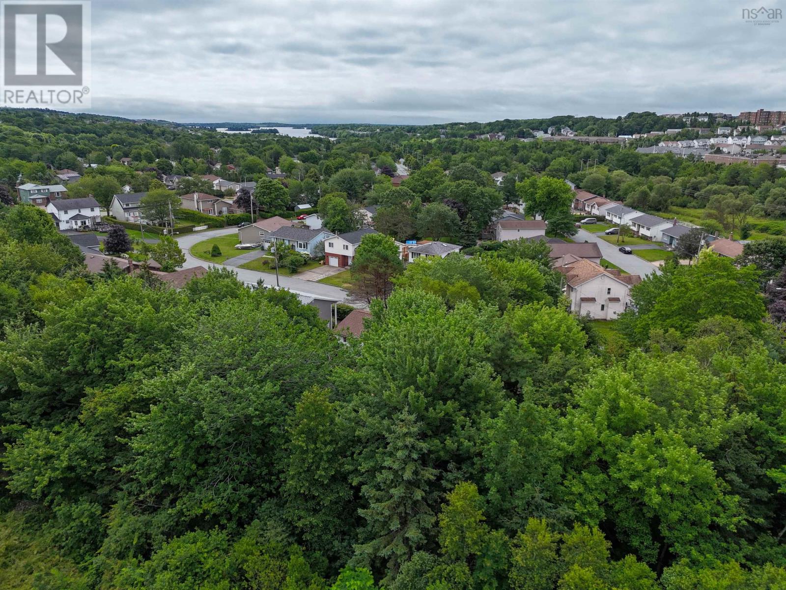 33 Josephine Court, Dartmouth, Nova Scotia  B2W 6A1 - Photo 44 - 202518560