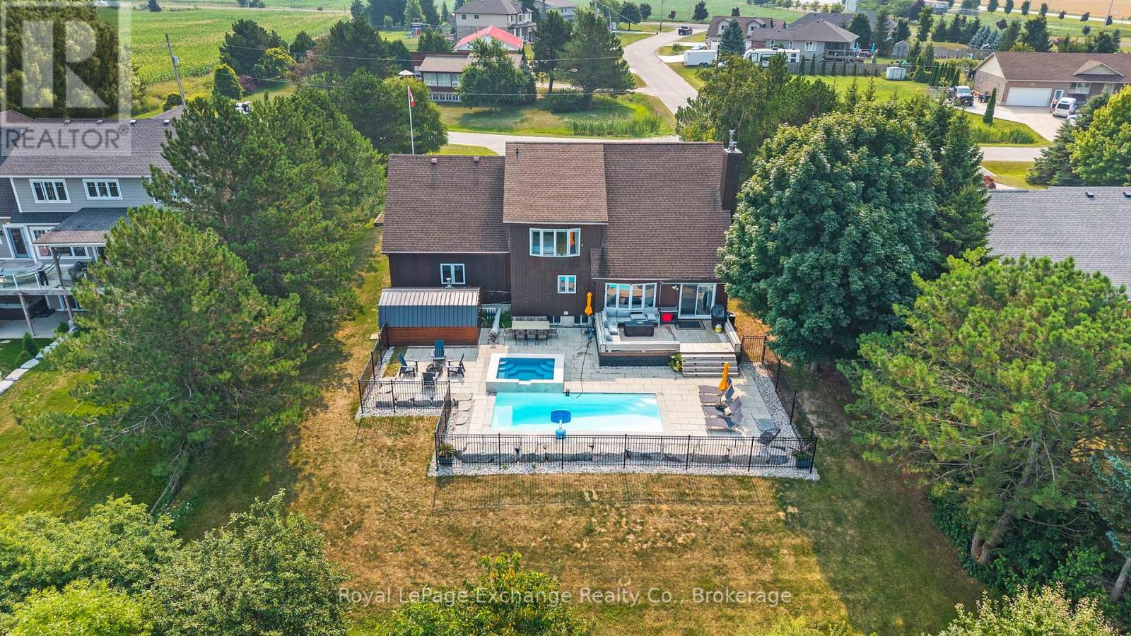 810 Troy's Trail, Huron-Kinloss, Ontario  N2Z 0C1 - Photo 34 - X12330831