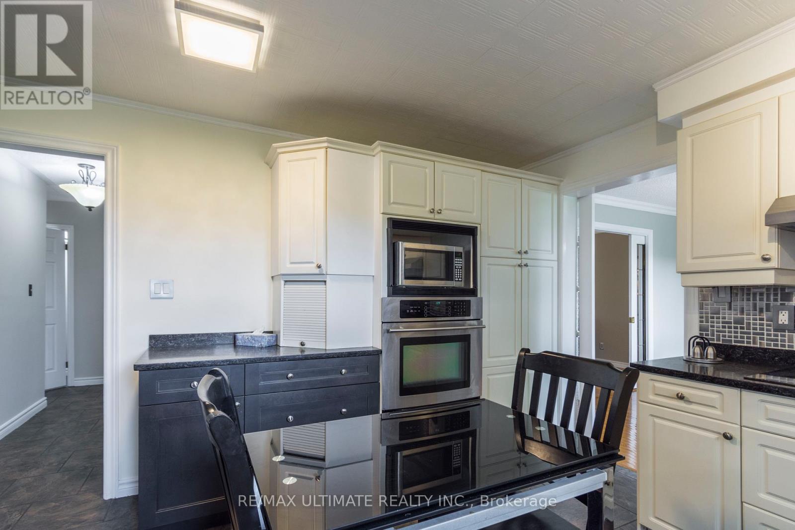 34 Briarwood Cres Crescent, Belleville, Ontario  K8N 5K9 - Photo 14 - X12333013