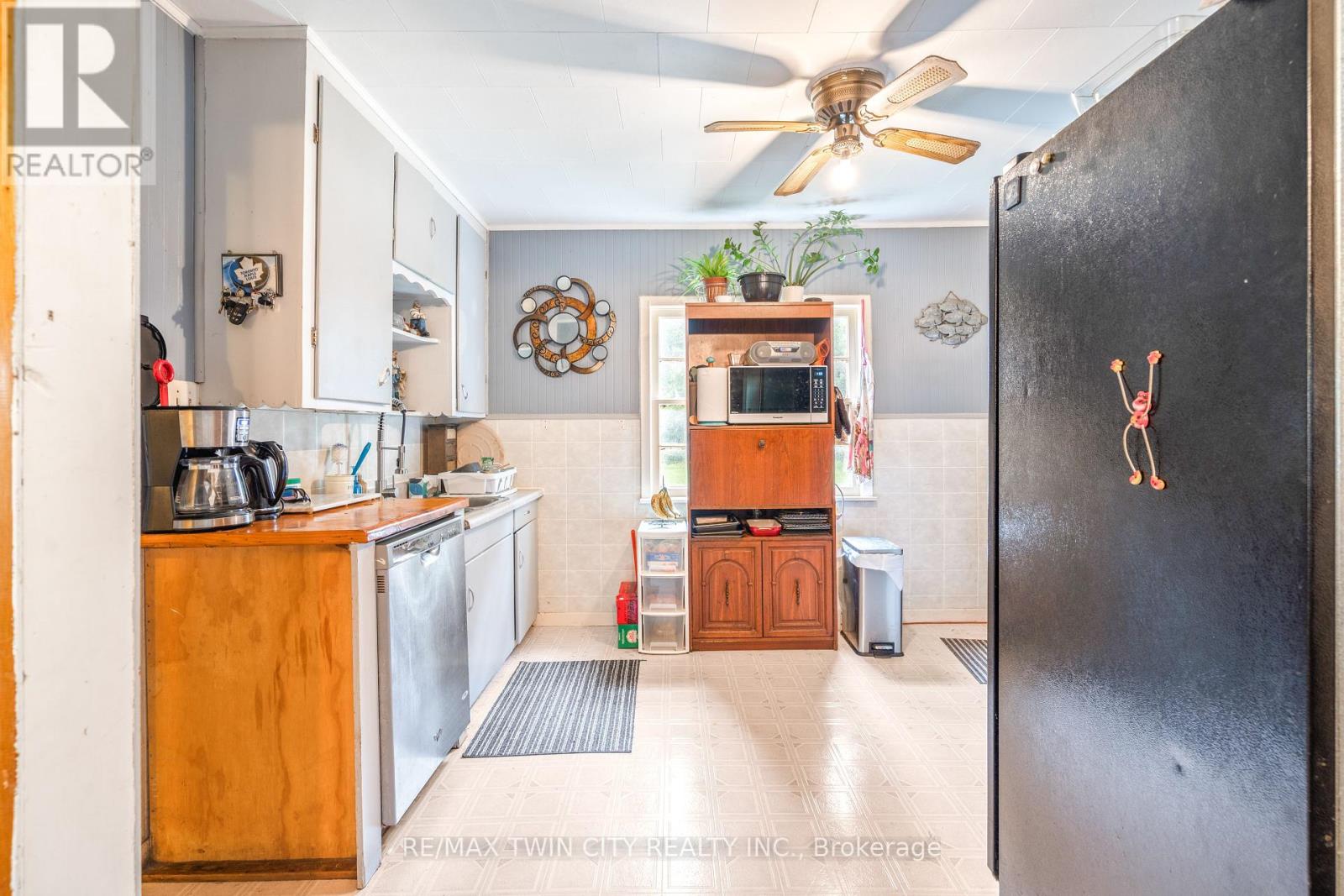 141 Queen Street, Norfolk, Ontario  N0E 1P0 - Photo 31 - X12333027