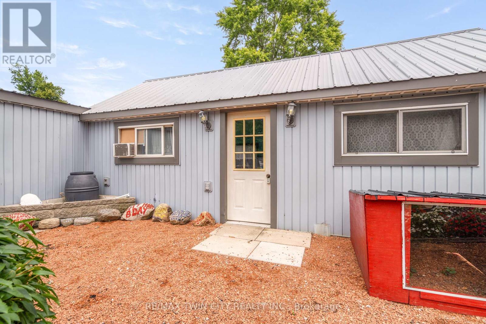 141 Queen Street, Norfolk, Ontario  N0E 1P0 - Photo 41 - X12333027