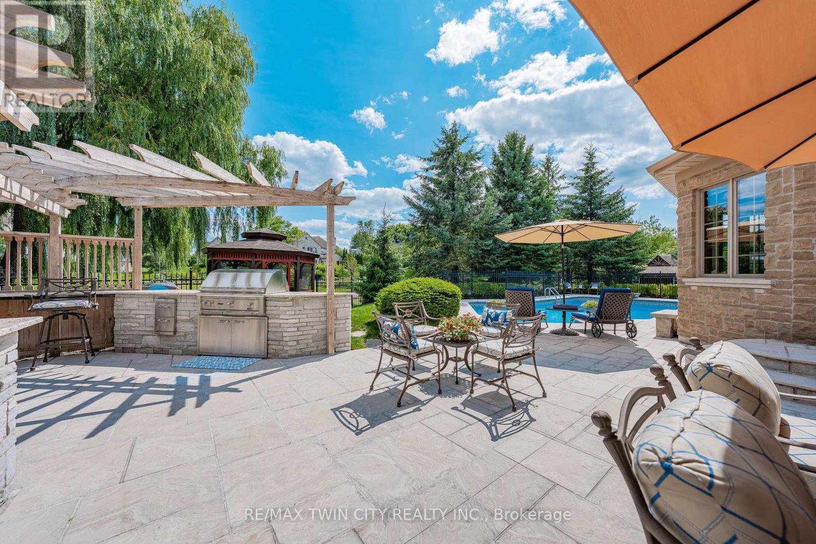 375 River Oak Place, Waterloo, Ontario  N2K 3N8 - Photo 45 - X12333040