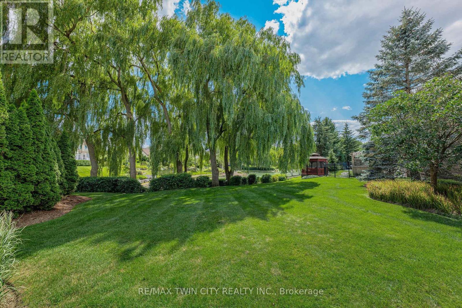 375 River Oak Place, Waterloo, Ontario  N2K 3N8 - Photo 48 - X12333040