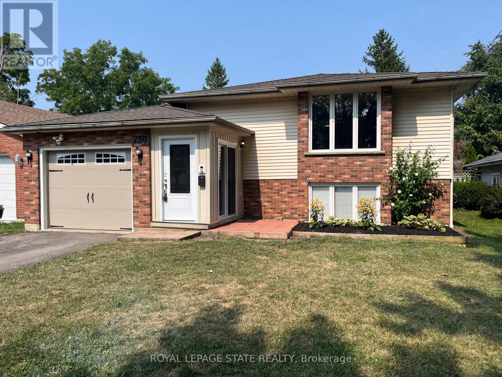 Property at 730 JOHN STREET image 1