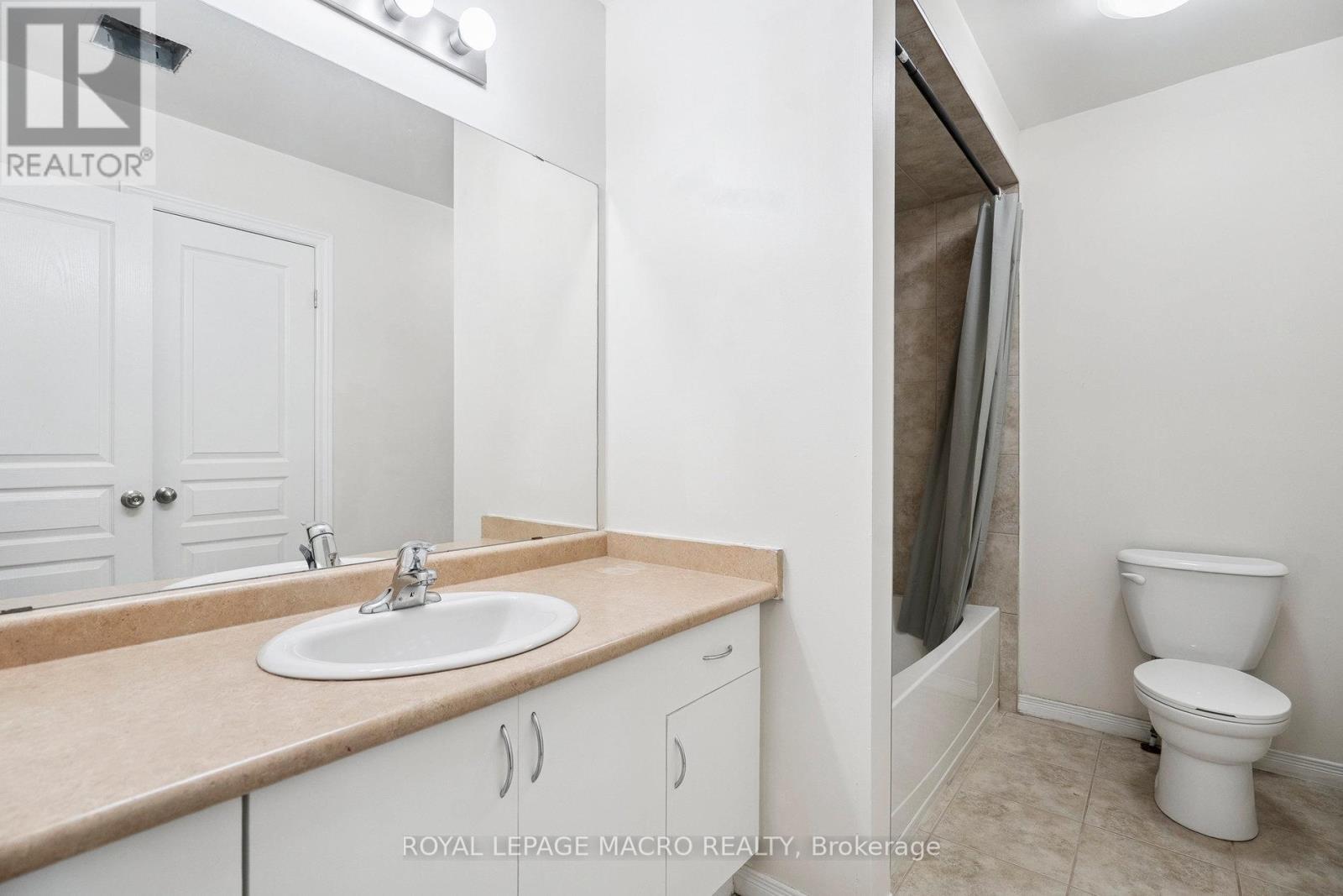 29 Trafalgar Drive, Hamilton (Stoney Creek), Ontario  L8J 0E2 - Photo 26 - X12333125