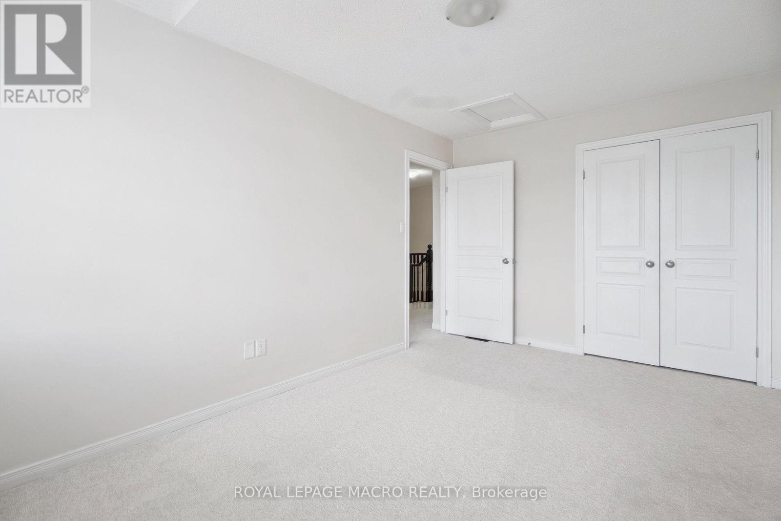 29 Trafalgar Drive, Hamilton (Stoney Creek), Ontario  L8J 0E2 - Photo 28 - X12333125